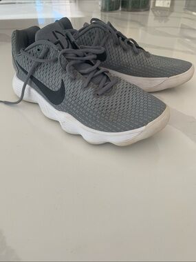 Nike Gray Mesh Running Shoe with White Sole